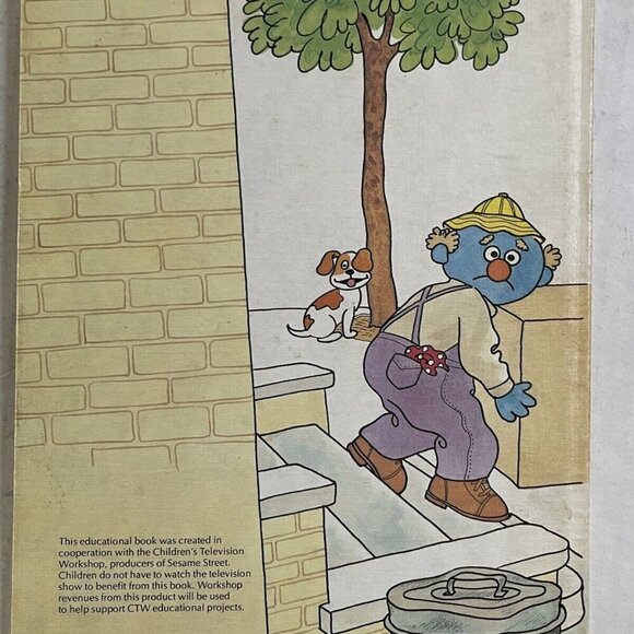 Molly Moves to Sesame Street by Judy Freudberg Hardcover 1980 Book Club - Picture 4 of 4